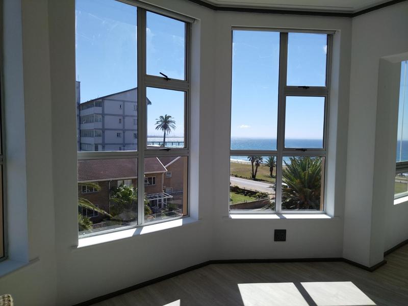 2 Bedroom Property for Sale in Summerstrand Eastern Cape